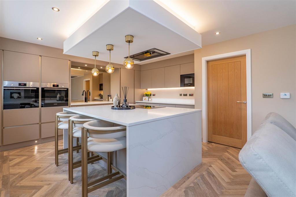 Kitchen/Family Room