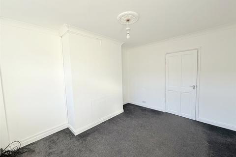 2 bedroom end of terrace house to rent, Malvern Road, East Riding of Yorkshi DN14