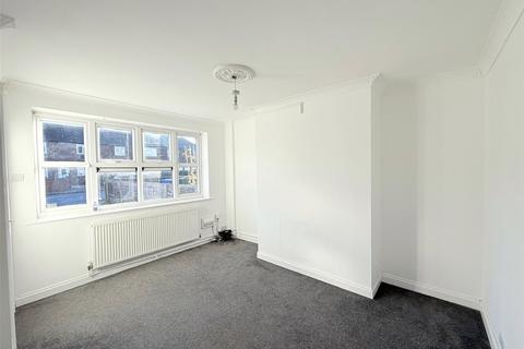 2 bedroom end of terrace house to rent, Malvern Road, East Riding of Yorkshi DN14