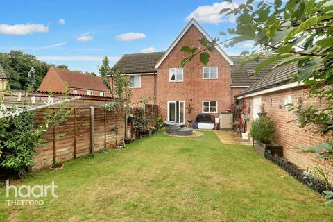Swale View, Thetford