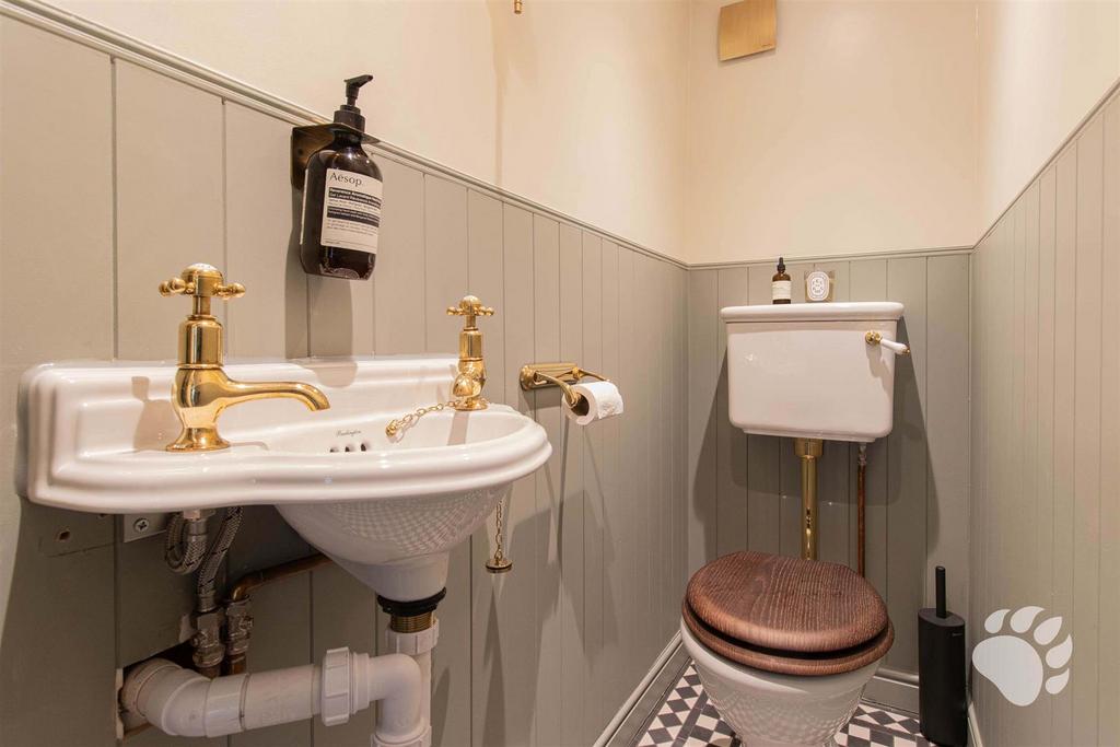 Ground Floor WC