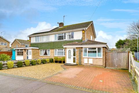 18 Broad Leas, St Ives, PE27 5QB