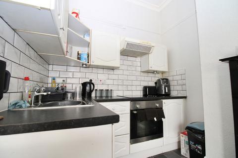 Flat 2, 11 Carlton Avenue, Ramsgate, CT11 9BP