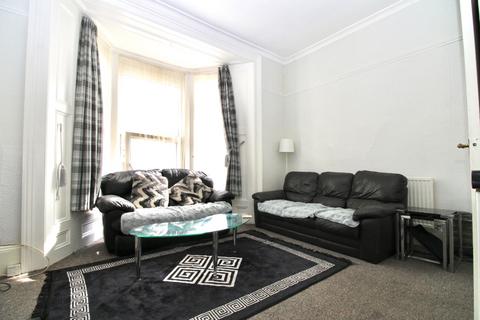 Flat 2, 11 Carlton Avenue, Ramsgate, CT11 9BP
