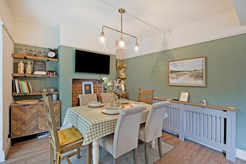 4 bedroom semi-detached house for sale, Oxford Avenue, Guiseley LS20