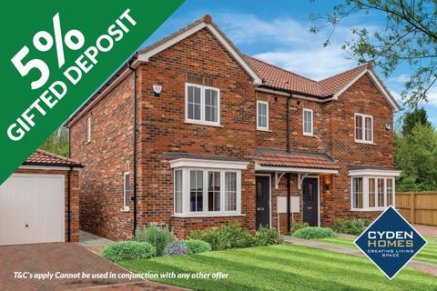 3 bedroom semi-detached house for sale, Pillar Way, Scartho DN33