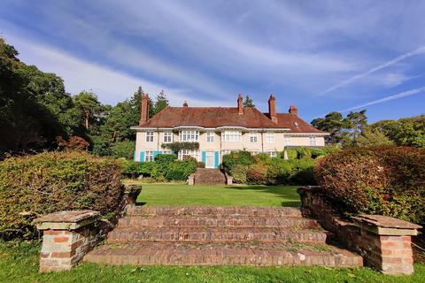 3 bedroom flat for sale - Burley Road, Bransgore, Christchurch, BH23