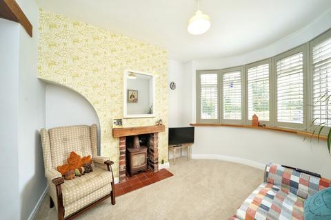 102 Cross Road, Albrighton, Wolverhampton, WV7 3QP