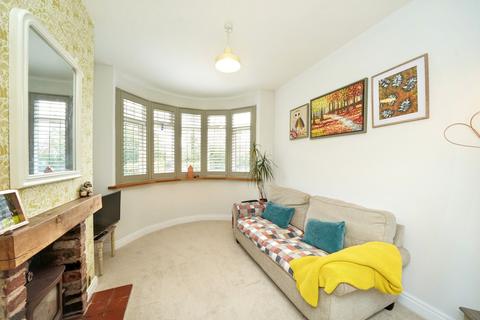 102 Cross Road, Albrighton, Wolverhampton, WV7 3QP