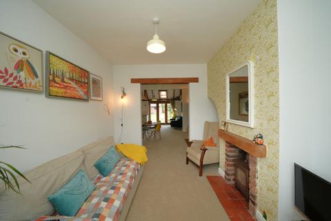 102 Cross Road, Albrighton, Wolverhampton, WV7 3QP