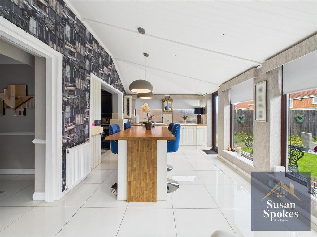 CAM01858 G0-PR0171-STILL011.jpg