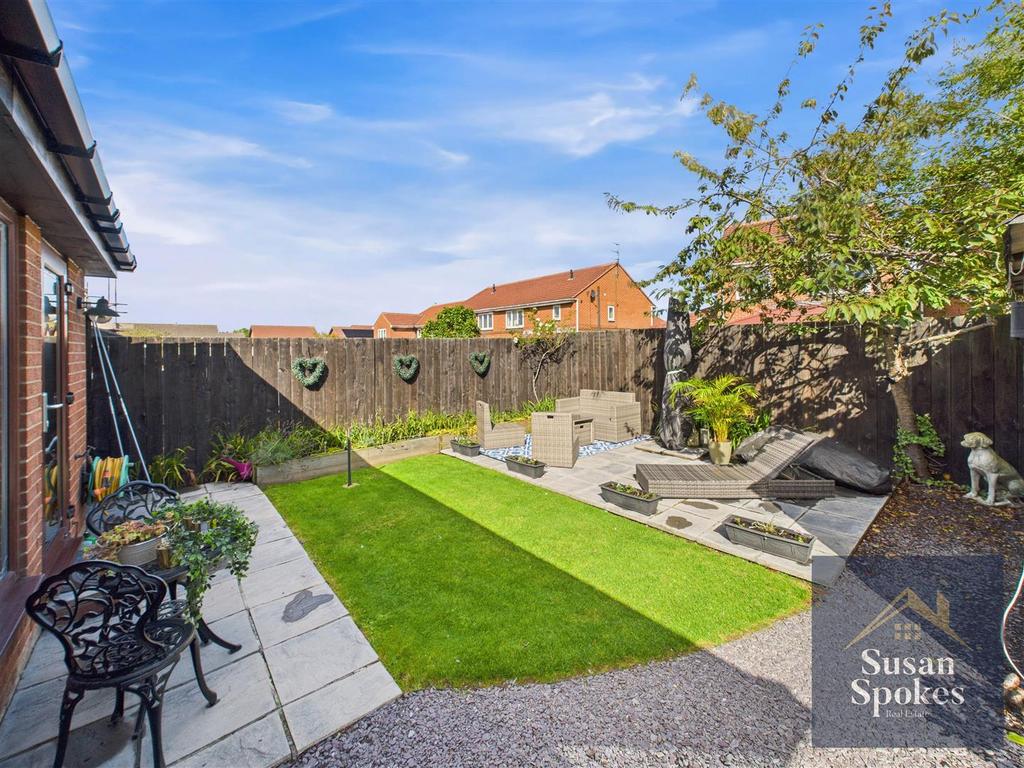 CAM01858 G0-PR0171-STILL030.jpg