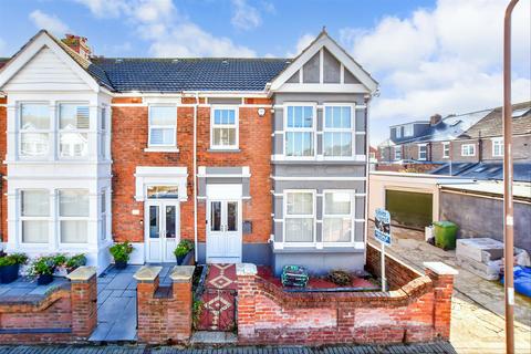 3 bedroom end of terrace house for sale, Chelmsford Road, Portsmouth, Hampshire