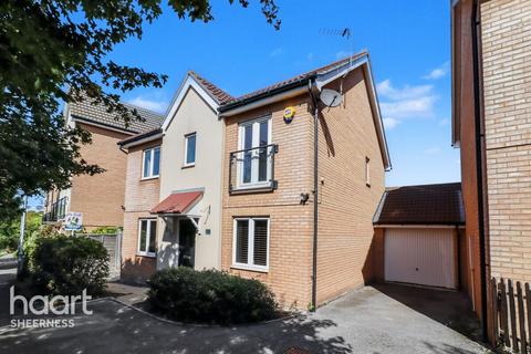 4 bedroom detached house for sale, Petunia Avenue, Minster