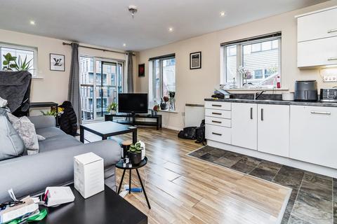 2 bedroom apartment to rent, Ludgate Hill, Greater Manchester M4
