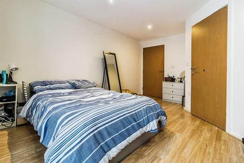 2 bedroom apartment to rent, Ludgate Hill, Greater Manchester M4