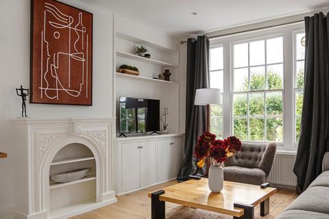 2 bedroom flat to rent, 17 Holland Park, London W11
