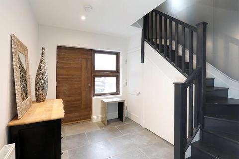 undefined, Elm Grove, London SW19