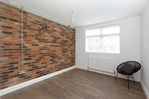 undefined, Elm Grove, London SW19