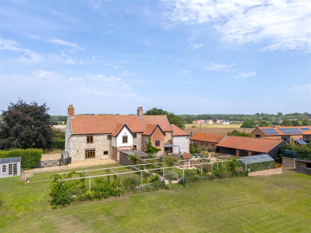 Aerial 11.jpg