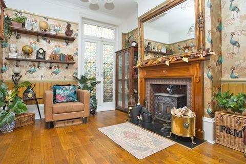 7 Barton Road, Dover, CT16 2NF