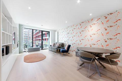 2 bedroom apartment for sale, Fairwater House, Royal Wharf, E16