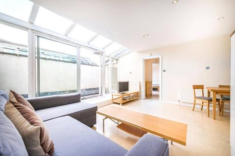 undefined, Goodge Place, Fitzrovia, London, W1T