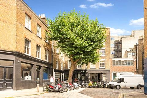 Goodge Place, Fitzrovia, London, W1T