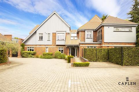 undefined, Manor Road, Chigwell