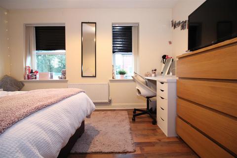 undefined, Blue Fox Close, Leicester
