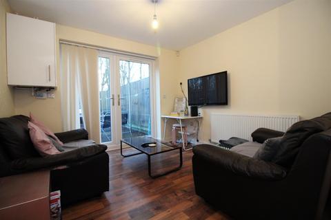 undefined, Blue Fox Close, Leicester