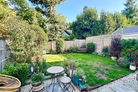 undefined, Mill Field, BAGSHOT GU19