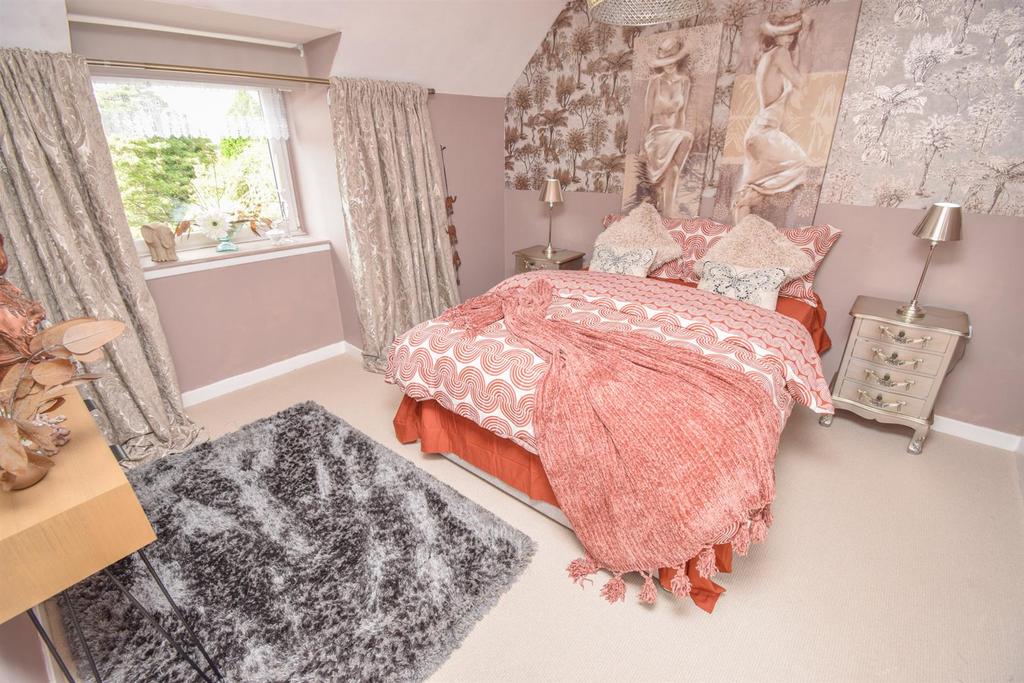 BEDROOM ONE-2.jpg