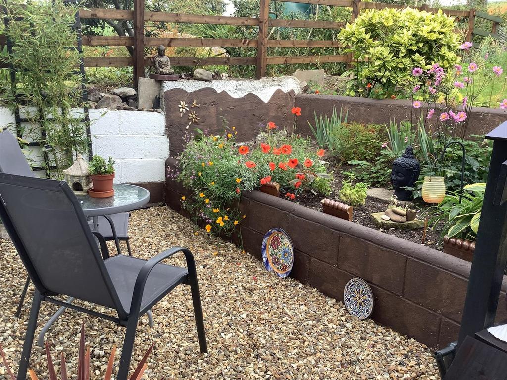 GARDEN 1 NEW.jpg