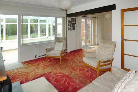 2 bedroom detached bungalow for sale, Fircroft Crescent, Rustington BN16