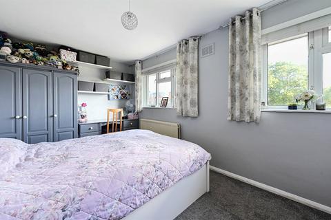 undefined, West Ring, Tongham GU10