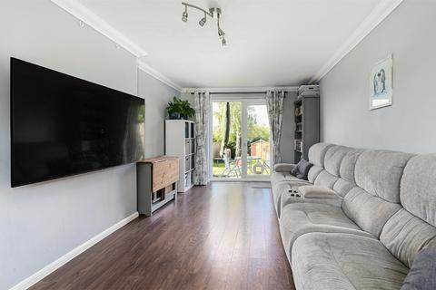 undefined, West Ring, Tongham GU10