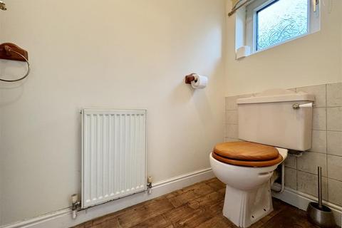 3 bedroom cottage for sale, Primrose Lane, Kirkburton, HD8 0QY