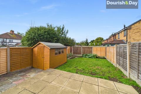 3 bedroom end of terrace house for sale, Astoria Drive, Stafford ST17
