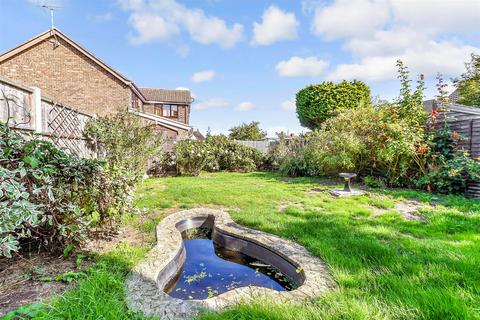 3 bedroom link detached house for sale, Benden Close, Staplehurst, Tonbridge, Kent