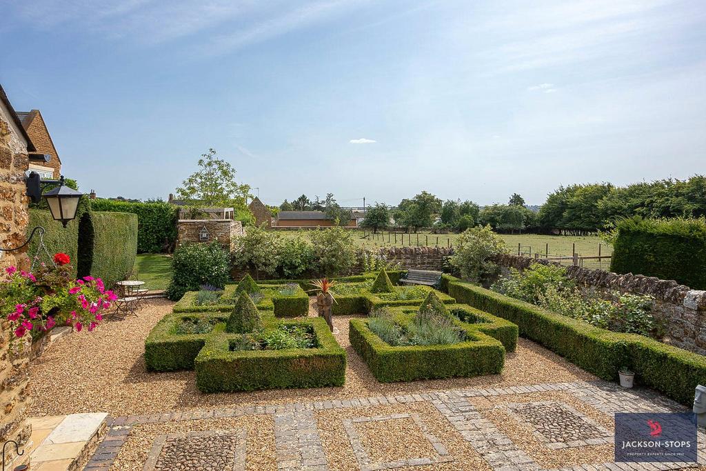 Box Parterre