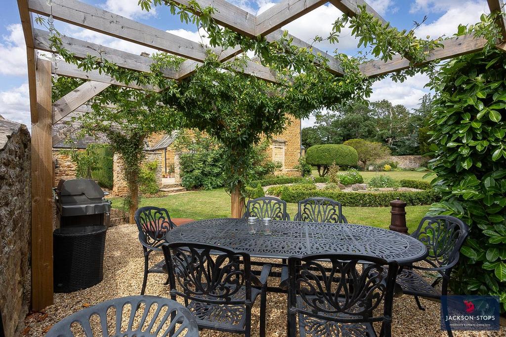 Dining Terrace
