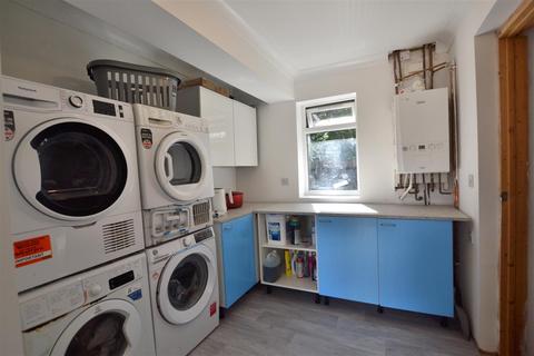 35a Basingbourne Road, Fleet, GU52 6TG