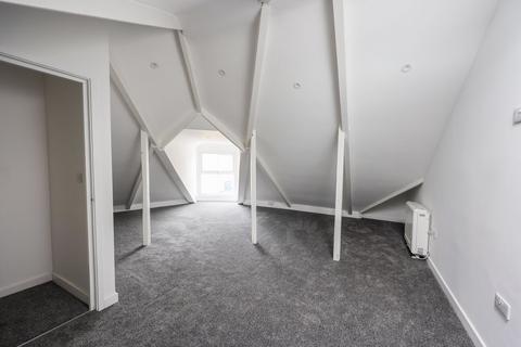 3 bedroom maisonette to rent, Fore Street, Bugle, St Austell, PL26
