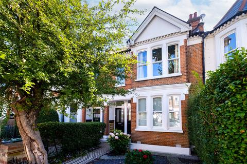 3 bedroom maisonette for sale, Harborough Road, London SW16