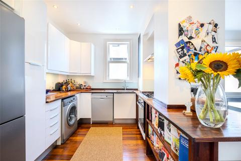 3 bedroom maisonette for sale, Harborough Road, London SW16