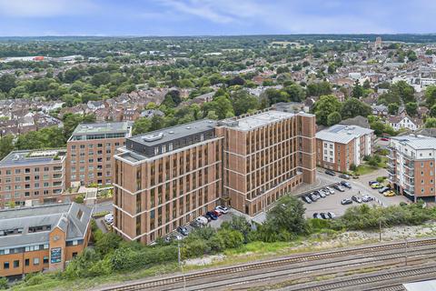 2 bedroom flat for sale, Flat 30, Ziggurat House, 25 Grosvenor Road, St. Albans, Hertfordshire