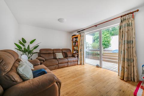 Minster Road, West Hampstead, London, NW2