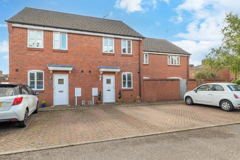 2 bedroom mews for sale, Coach House Mews, Warwick