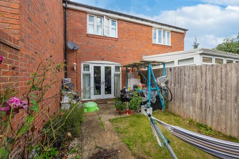 2 bedroom mews for sale, Coach House Mews, Warwick